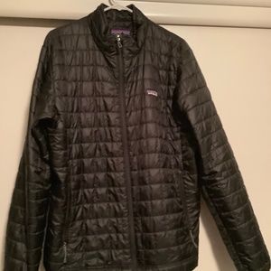 Patagonia Nano Puff jacket in a mens large